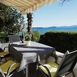 House Of Albina- 10 M Od Mora